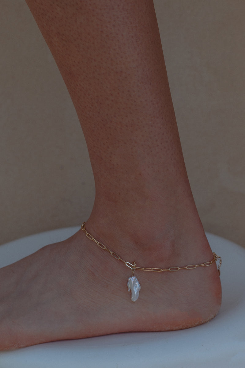 Keshi Pearl Charm- Gold Fill
