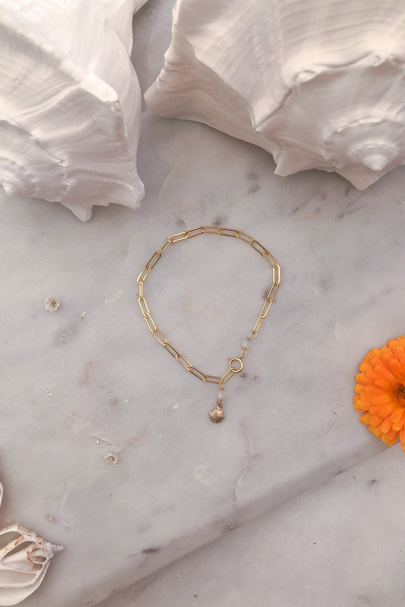 Paper Clip Quartz Shell Bracelet - Gold Fill