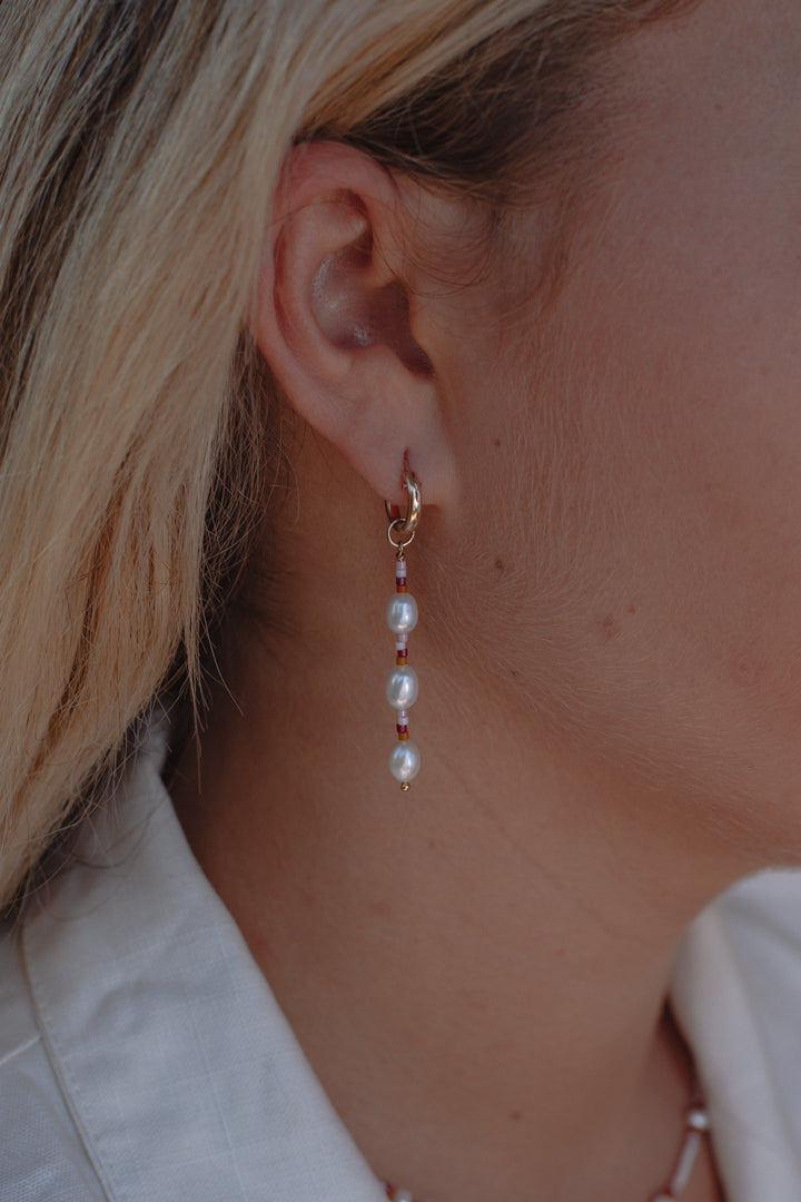 Sunset Sol Three Pearl Hoops - Gold Fill