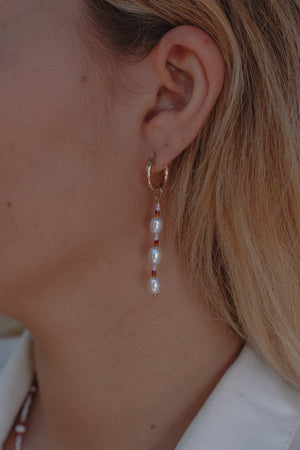 Sunset Sol Three Pearl Hoops - Gold Fill