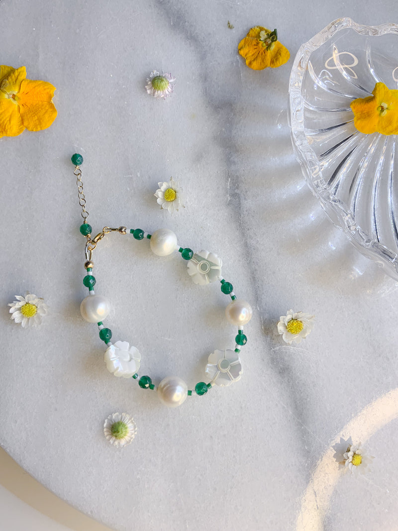 White Flower and Pearl Green Agate Bracelet - Gold Fill