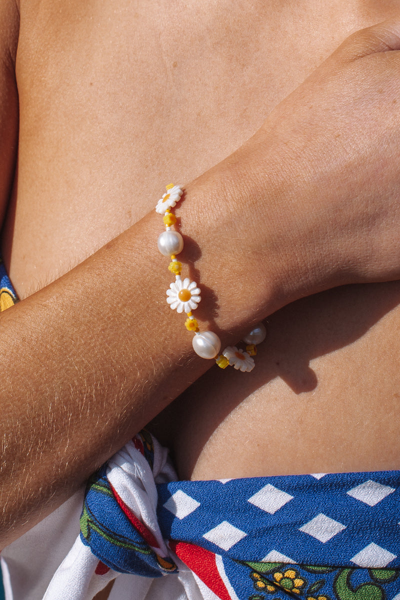 Daisy and Pearl Bead Bracelet - Gold Fill