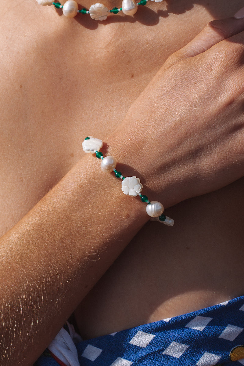 White Flower and Pearl Green Agate Bracelet - Gold Fill