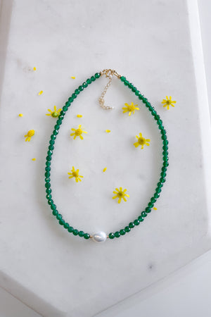 Green Agate and Pearl Choker Gold Fill