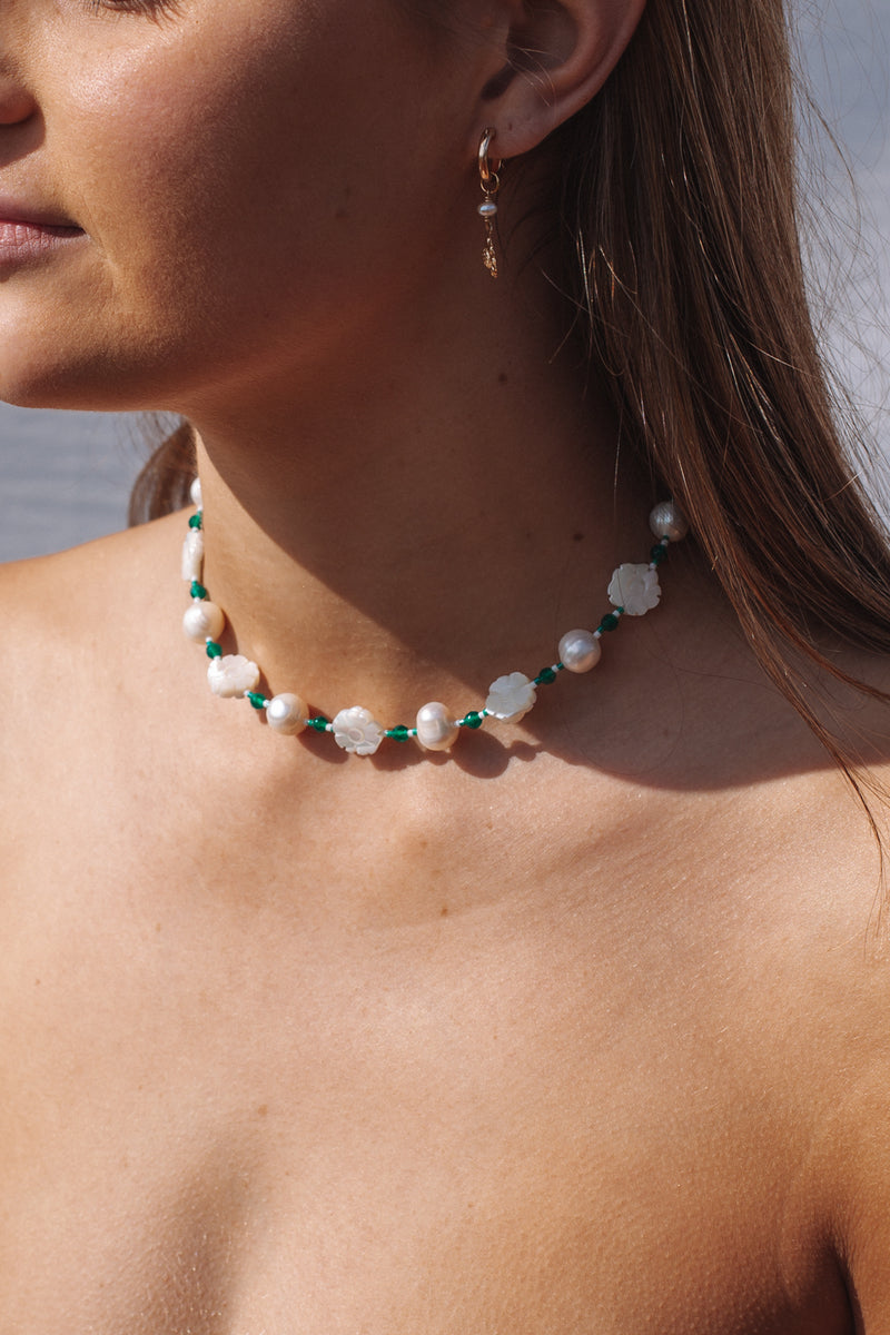 White Flower and Pearl Green Agate Choker - Gold Fill